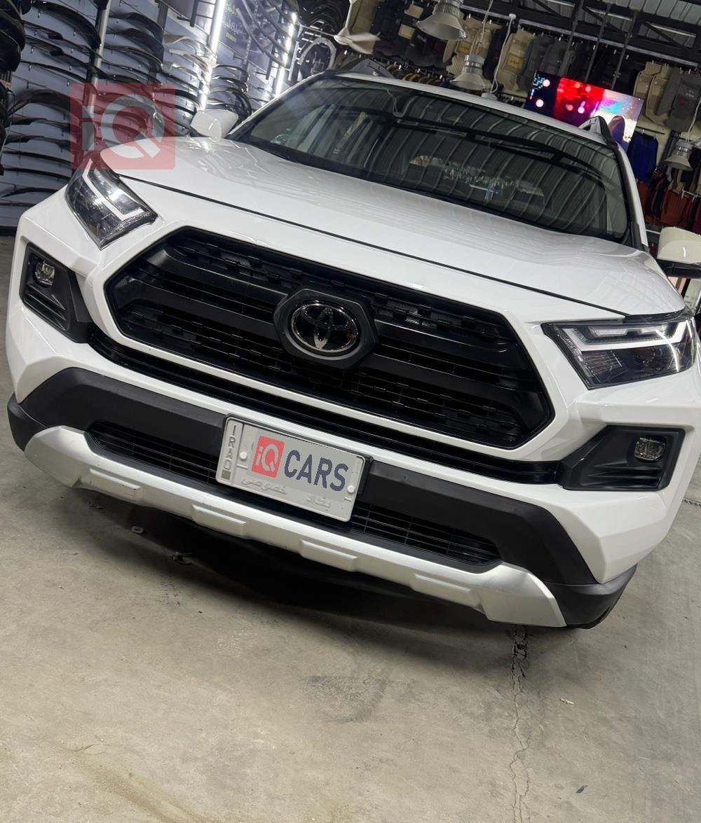 تويوتا راف 4